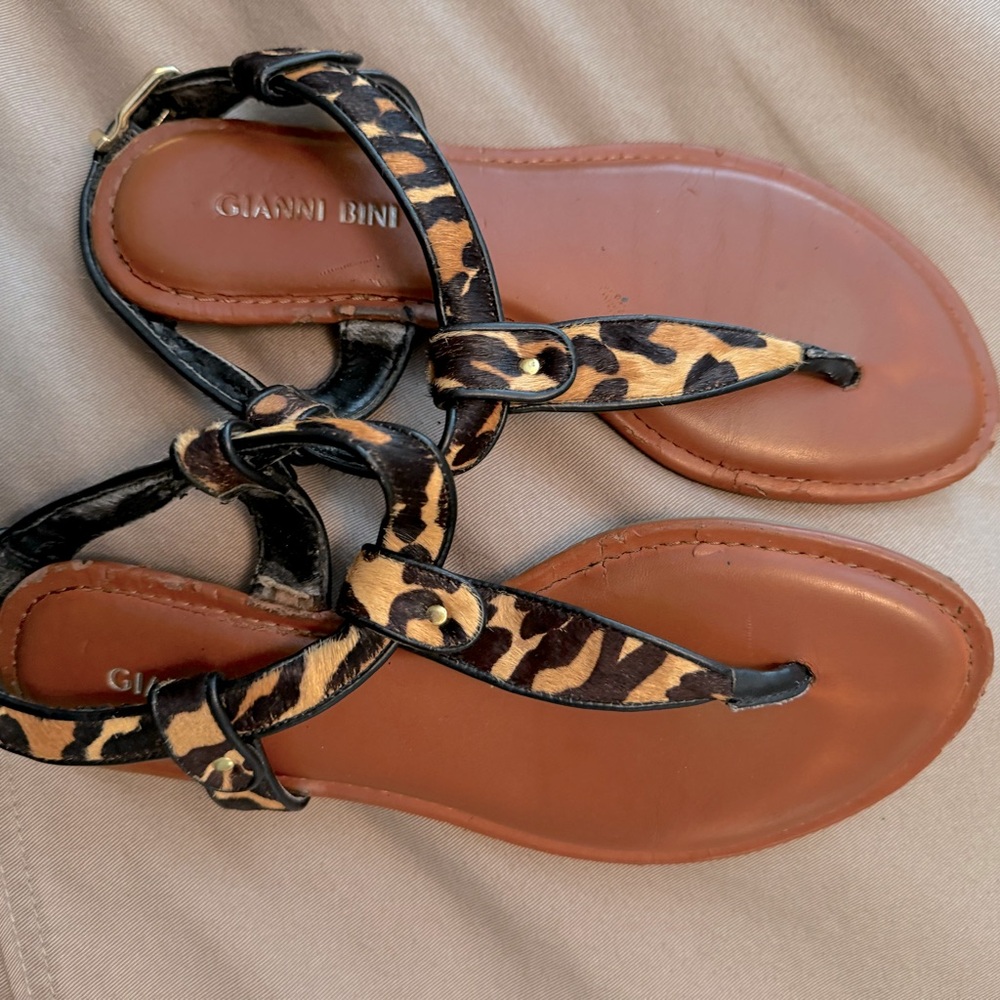 Gianni Bini Sandals